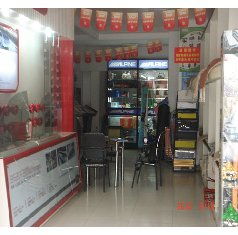 車匯汽車美容服務部 專業呵護，讓您的愛車煥然一新